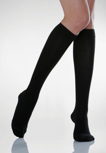 820: Pamut térdzokni (18-22 Hgmm) 2-S fehér